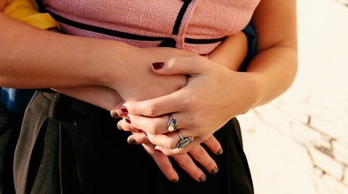 30歳年上の同性（女性）を好きになった場合の気持ちと対処法